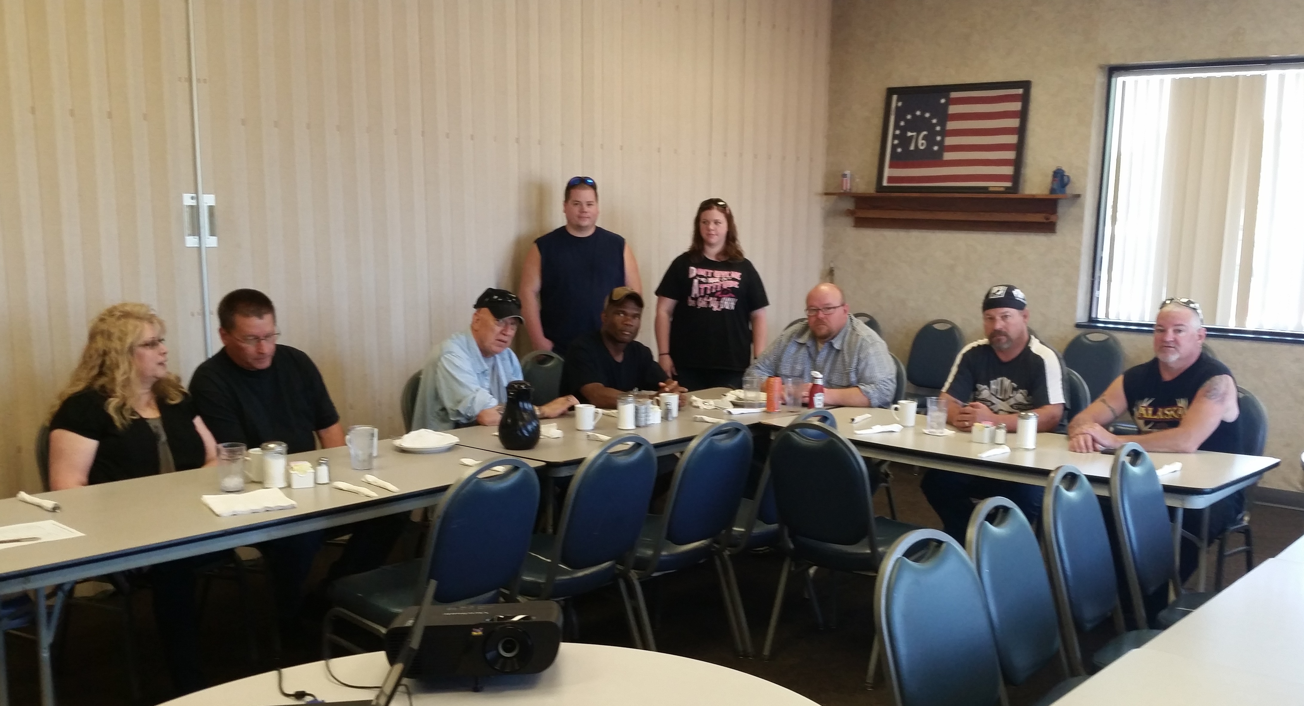 Waterloo 6517 Safety Meeting Quest Liner